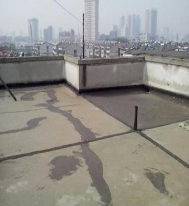 曲靖漏水维修 楼顶漏水是什么原因，楼顶漏水维修方法是什么?